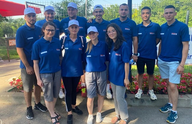 Our kind volunteers from the Faculty of Physical Education and Sports within the University „Al. I. Cuza” Iași have already entered their rhythm.